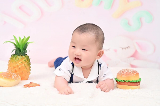 开原八个月宝宝打嗝 开原八个月宝宝打嗝